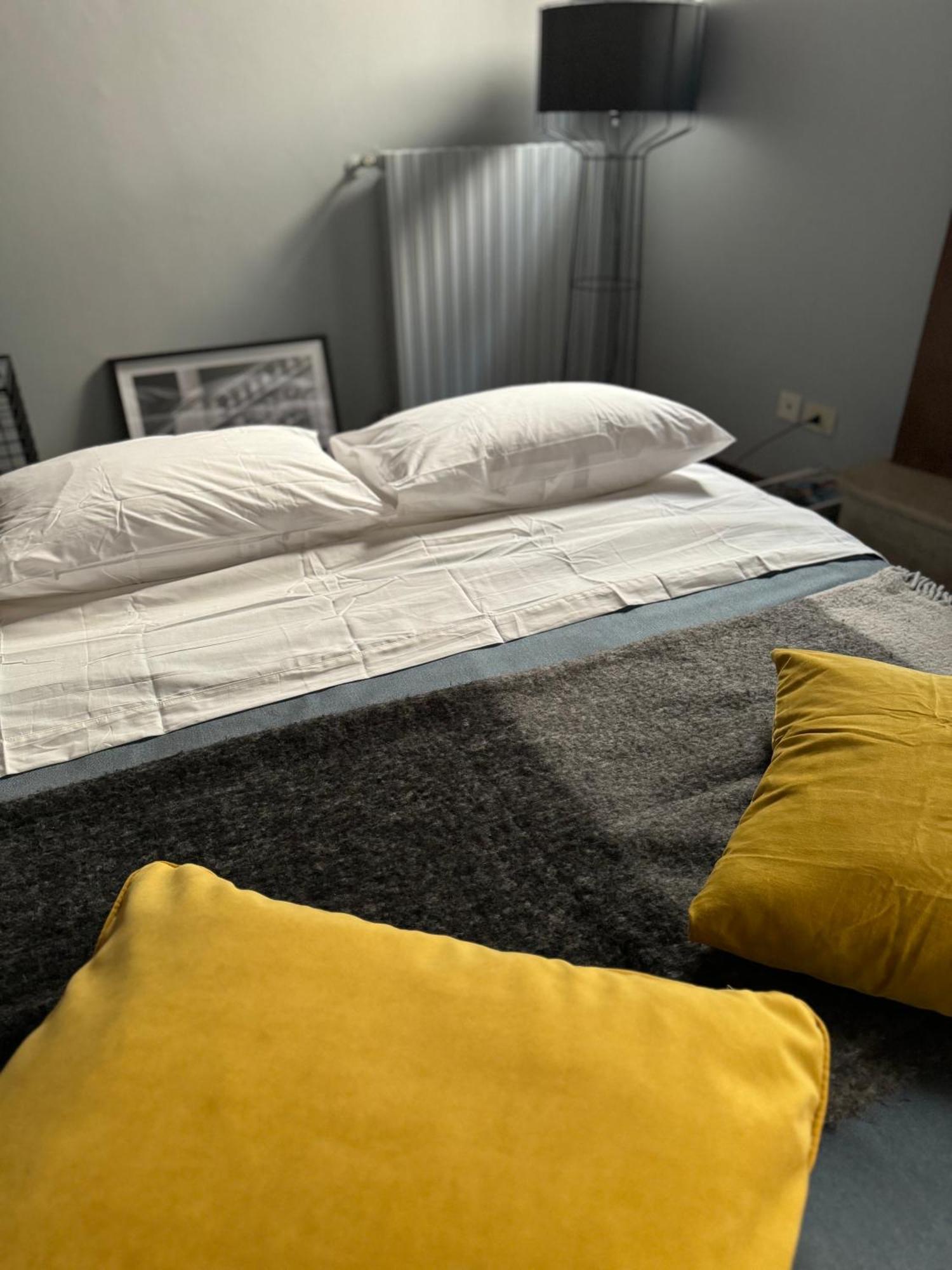 Dimora Legnazzi_A Gem In The Heart Of Brescia Apartment Bagian luar foto