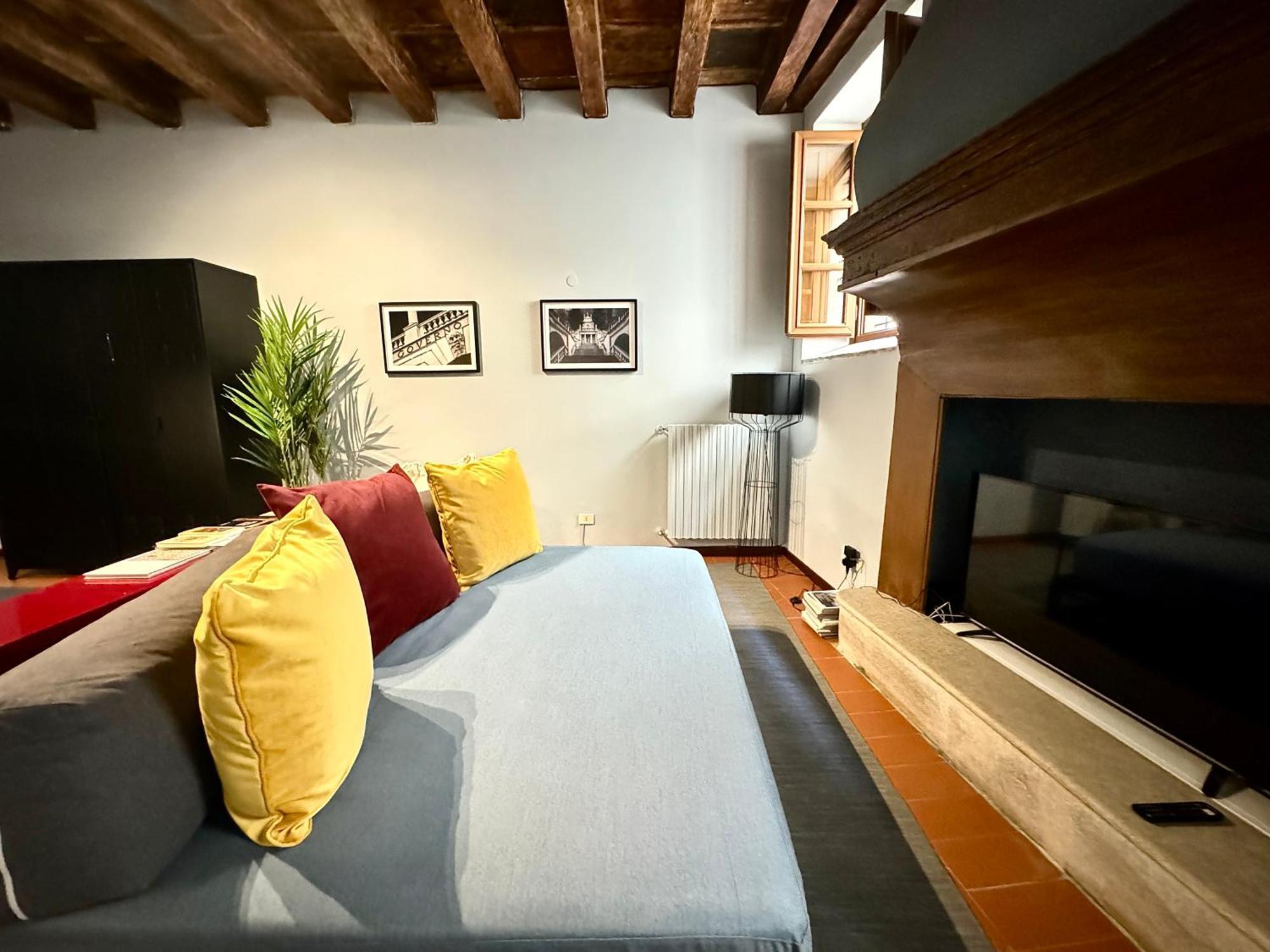 Dimora Legnazzi_A Gem In The Heart Of Brescia Apartment Bagian luar foto